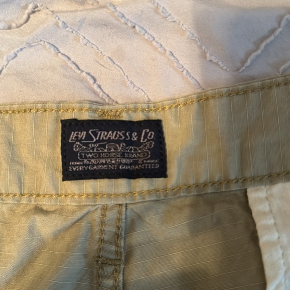 Men’s Levi Red Tag Cargo Ripstop Cotton Shorts - Picture 4 of 8